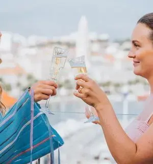 Vợ Bị Bỏ Được Cưng Chiều Quá Đà